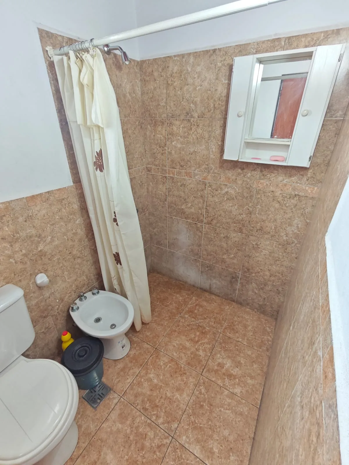 ¡OPORTUNIDAD! Duplex de tres dormitorios a la venta